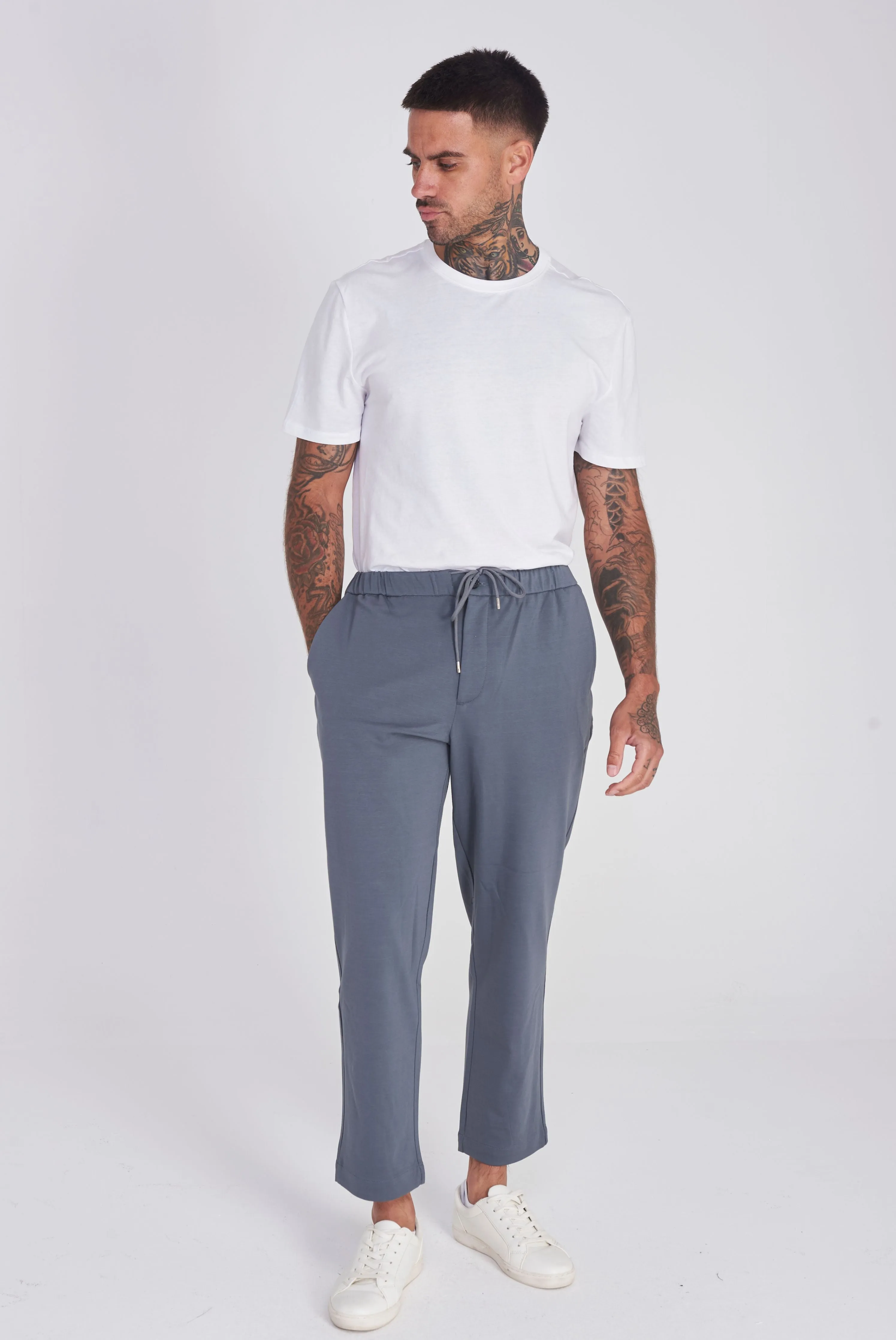 Gijon Harry Brown Trouser in Charcoal