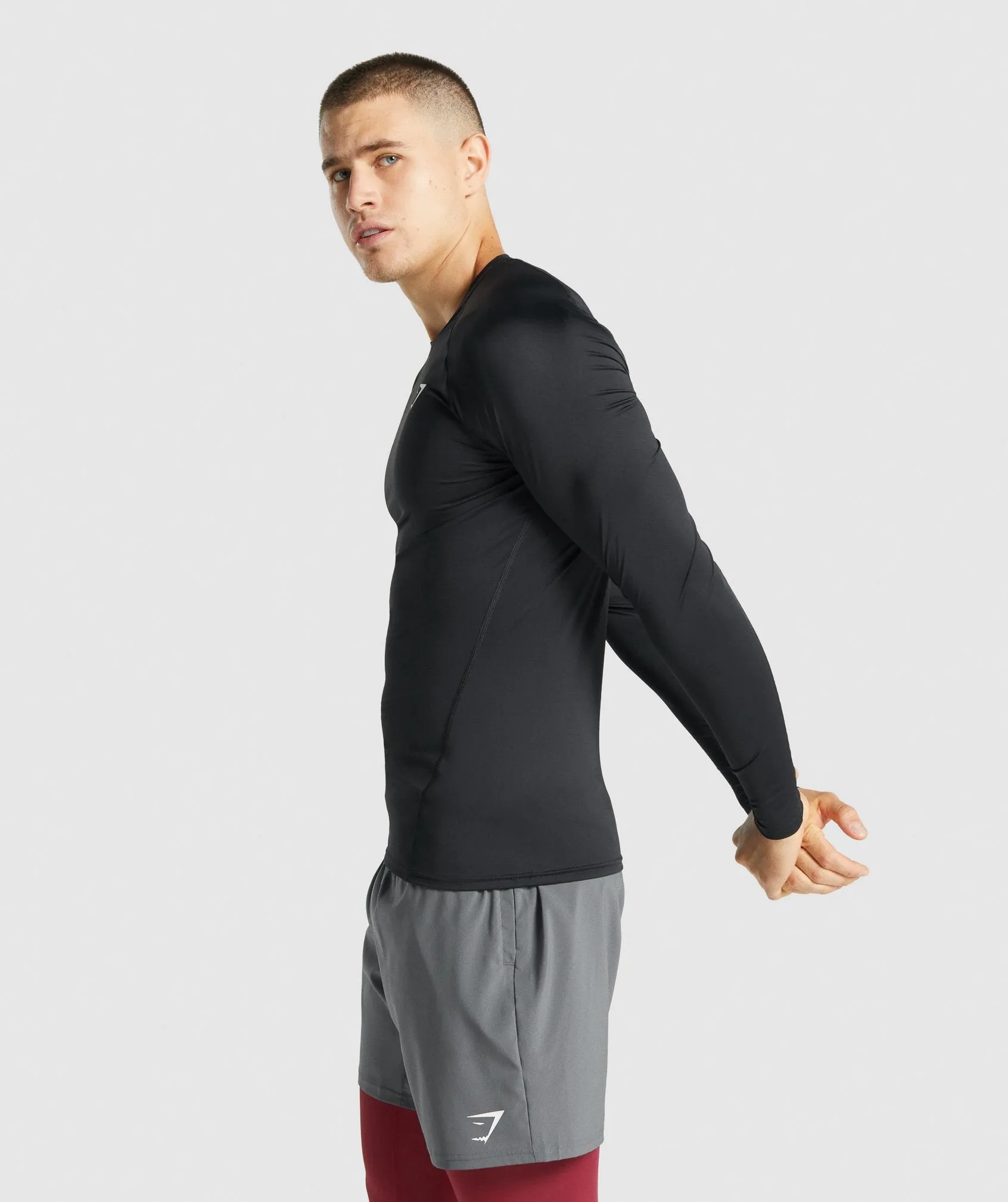 Gymshark Element Baselayer Long Sleeve T-Shirt - Black